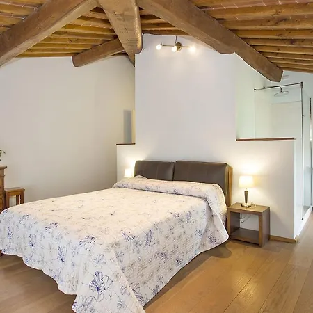 Santo Stefano 10 By Salogi Villa